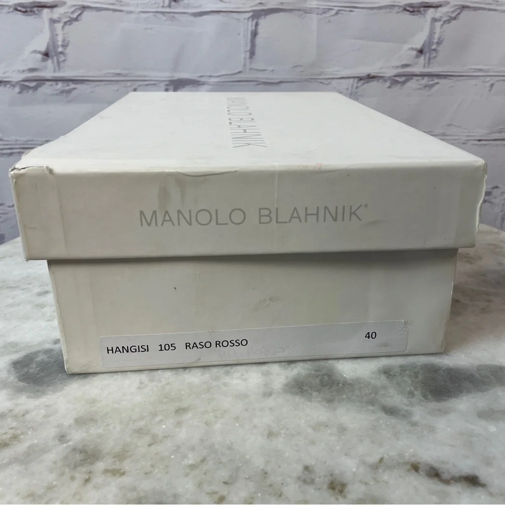 Manolo Blahnik Hangisi - Picture 8 of 8